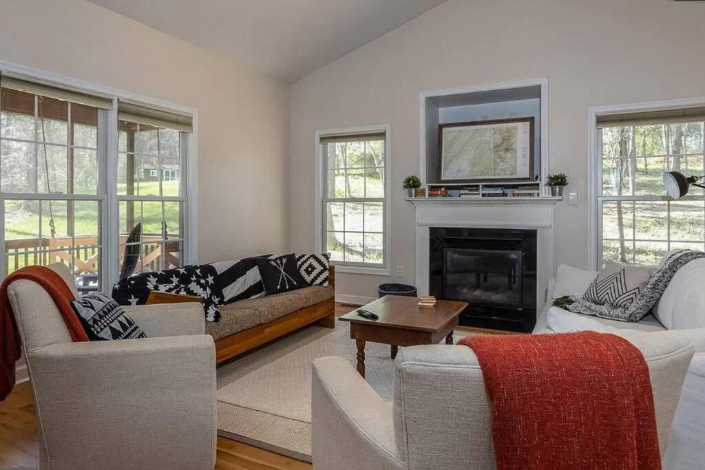 Cozy Cabin W/ Indoor Fireplace & Tranquil Views Luray Εξωτερικό φωτογραφία